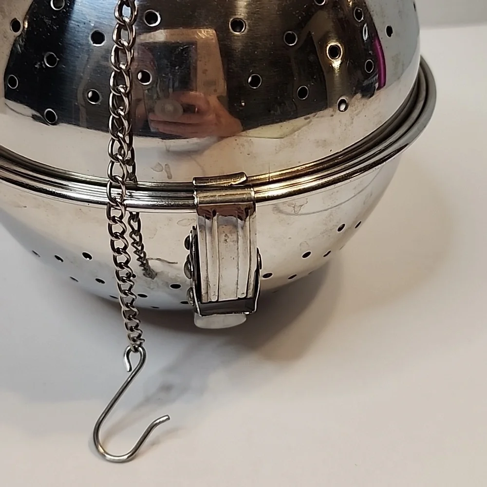 Vintage Stainless Steel Tea Infuser, Spice, Rice Ball with Chain And Clasp